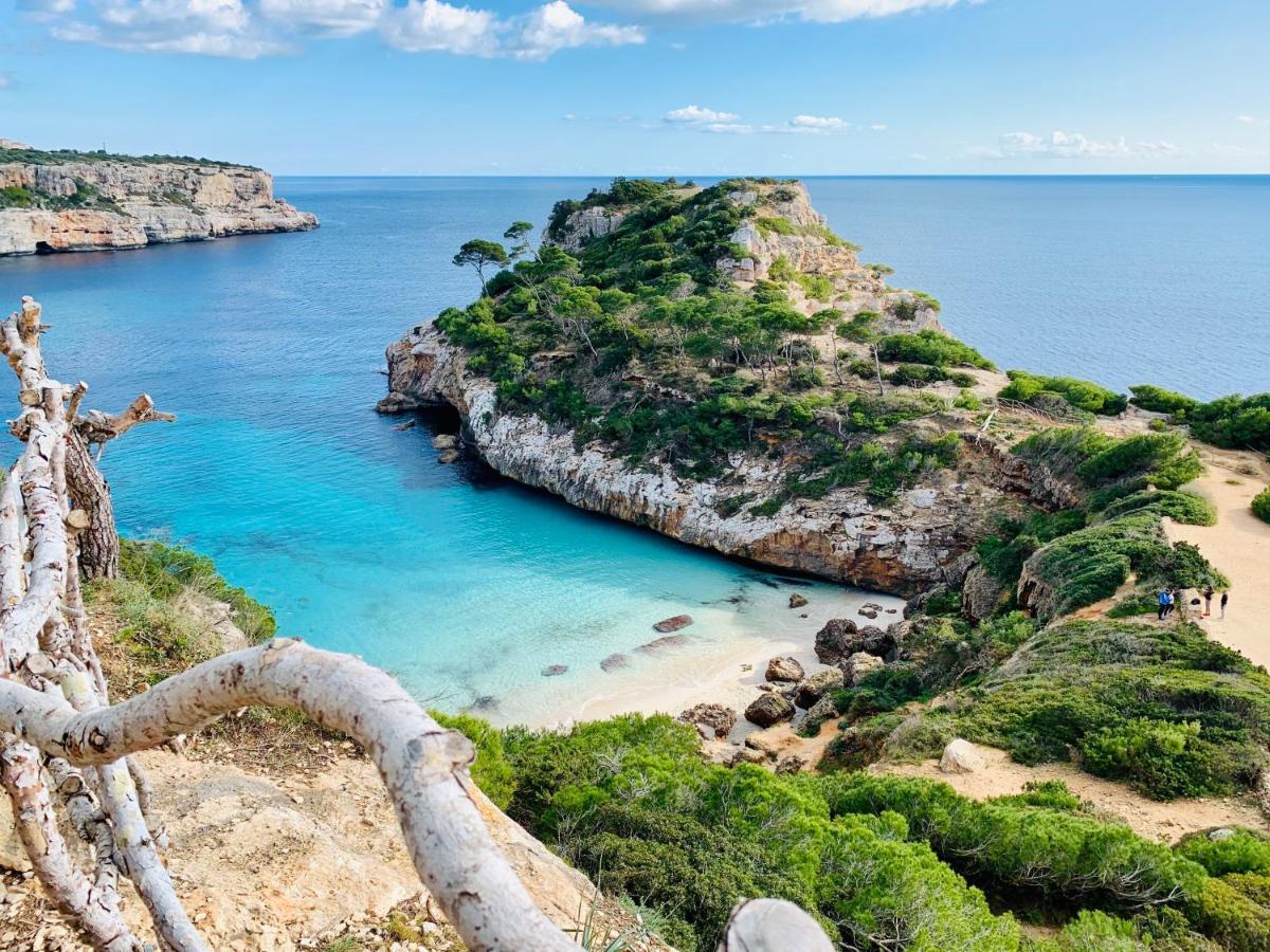 Gasthof Hostal Cala Llombards *